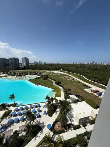 2411 Laguna Circle Miami FL 33181