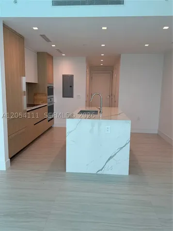 2411 Laguna Circle Miami FL 33181