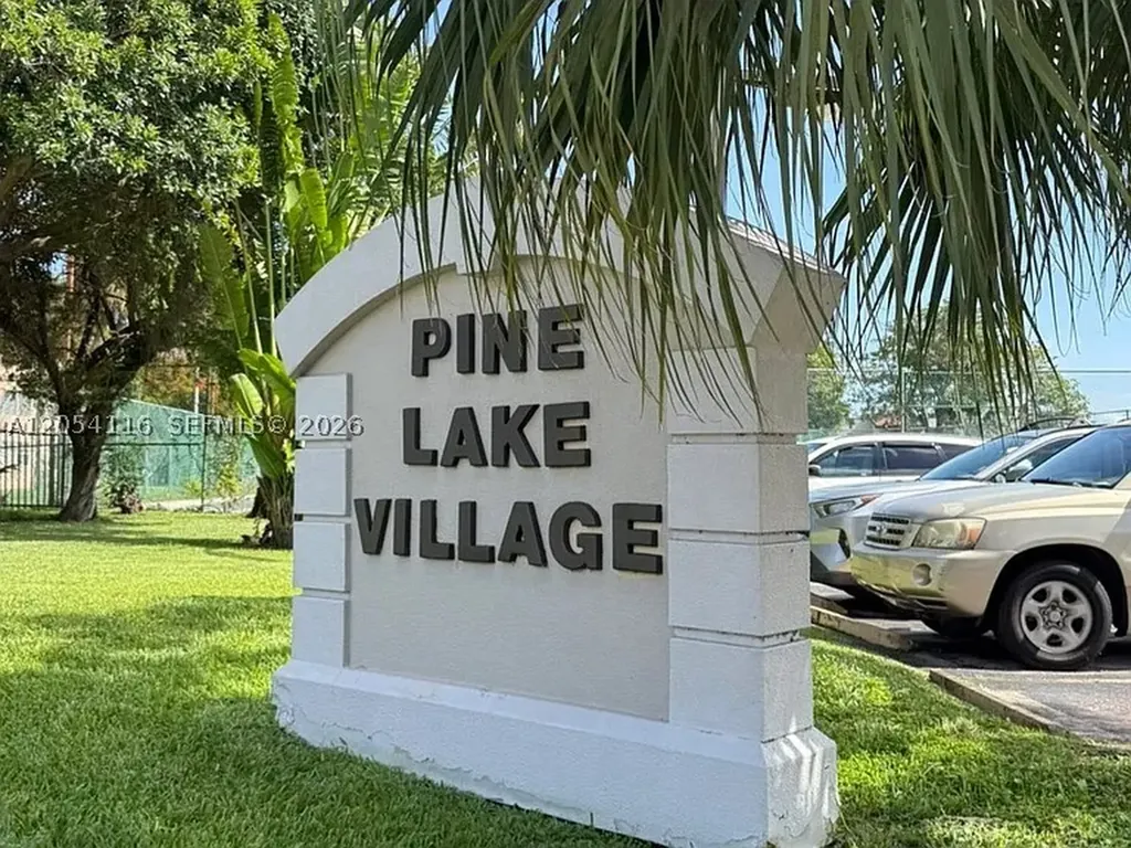 8881 Fontainebleau Boulevard Miami FL 33172