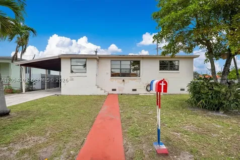 11 W 64th Street Hialeah FL 33012