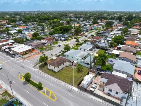11 W 64th Street Hialeah FL 33012