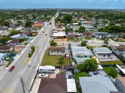11 W 64th Street Hialeah FL 33012