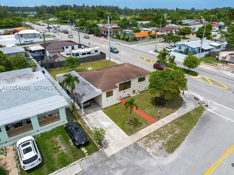 11 W 64th Street Hialeah FL 33012