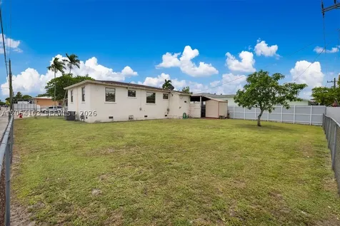 11 W 64th Street Hialeah FL 33012