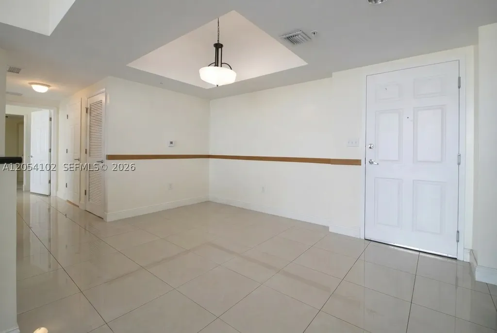 140 S Dixie Highway Hollywood FL 33020