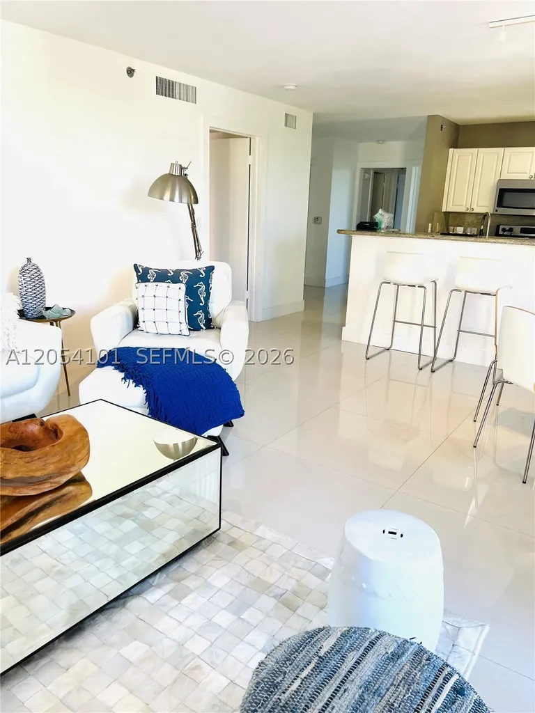 19901 E Country Club Drive Aventura FL 33180