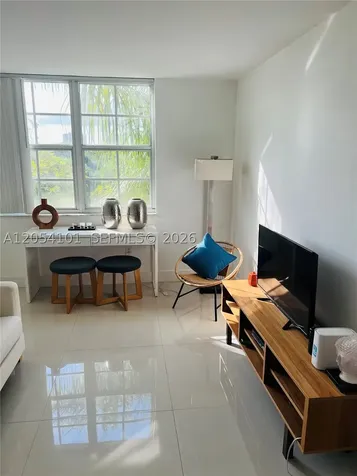 19901 E Country Club Drive Aventura FL 33180