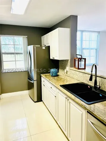 19901 E Country Club Drive Aventura FL 33180