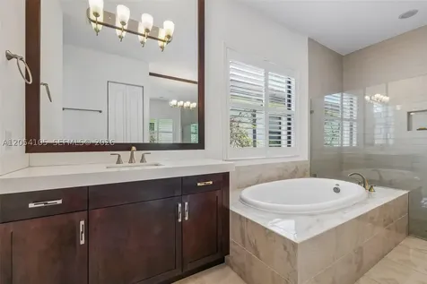1053 SW 113th Way Pembroke Pines FL 33025