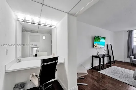 19370 Collins Avenue Sunny Isles Beach FL 33160
