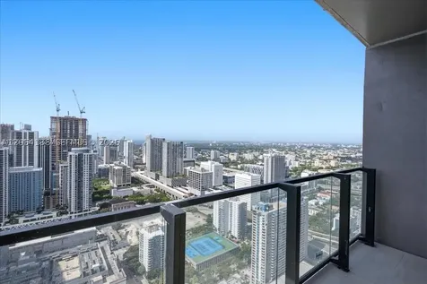 20 NE 11th Street Miami FL 33132