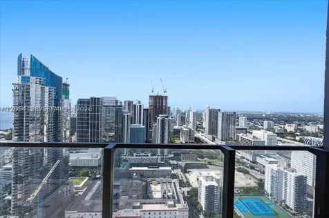 20 NE 11th Street Miami FL 33132