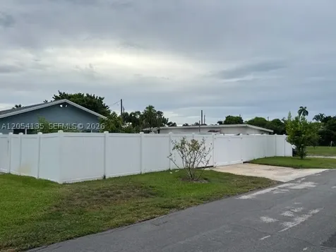 903 NW 6th Avenue Boynton Beach FL 33426