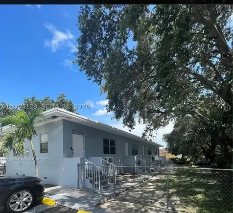 2560 Wilmington Street Opa-Locka FL 33054