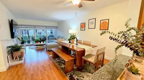 483 N Pine Island Road Plantation FL 33324