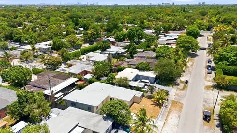323 NW 104th Terrace Miami FL 33150