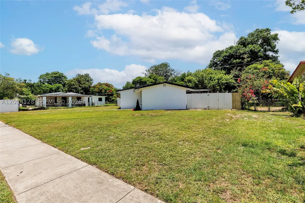 1218 NW 15th Street Fort Lauderdale FL 33311