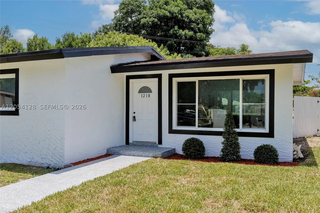 1218 NW 15th Street Fort Lauderdale FL 33311