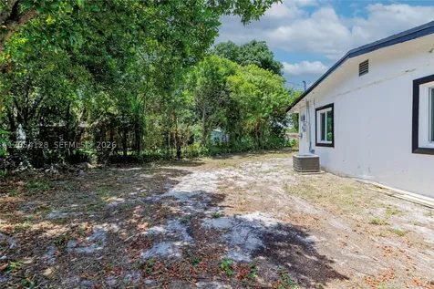 1218 NW 15th Street Fort Lauderdale FL 33311