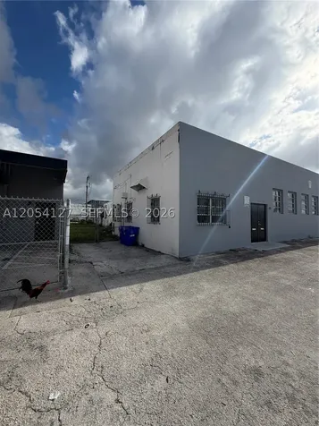 211 W 22nd Street Hialeah FL 33010