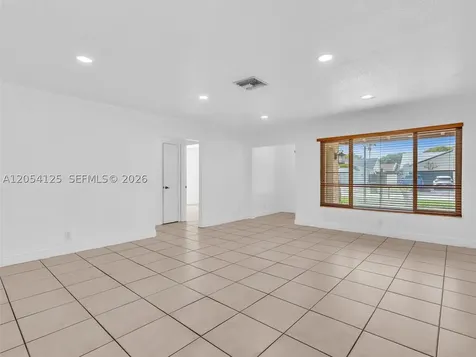 10149 S 21 Street Pembroke Pines FL 33026