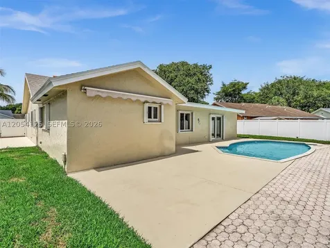 10149 S 21 Street Pembroke Pines FL 33026