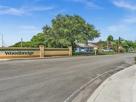 10149 S 21 Street Pembroke Pines FL 33026