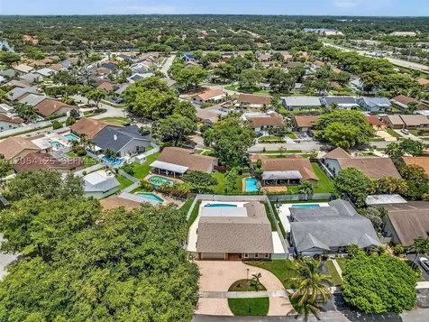 10149 S 21 Street Pembroke Pines FL 33026