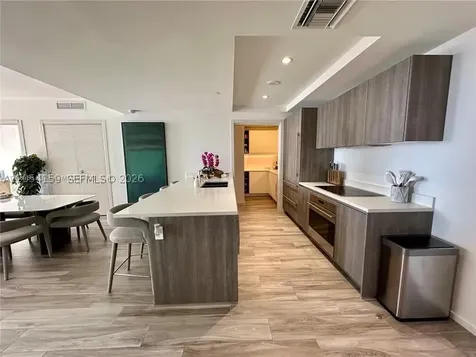 801 S Miami Avenue Miami FL 33131