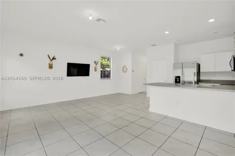 1161 SW 8th Avenue Florida City FL 33034