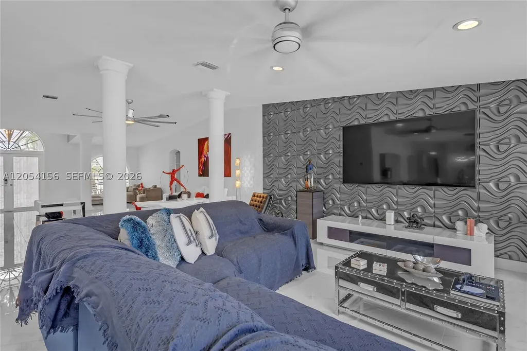 2920 NE 55th Place Fort Lauderdale FL 33308