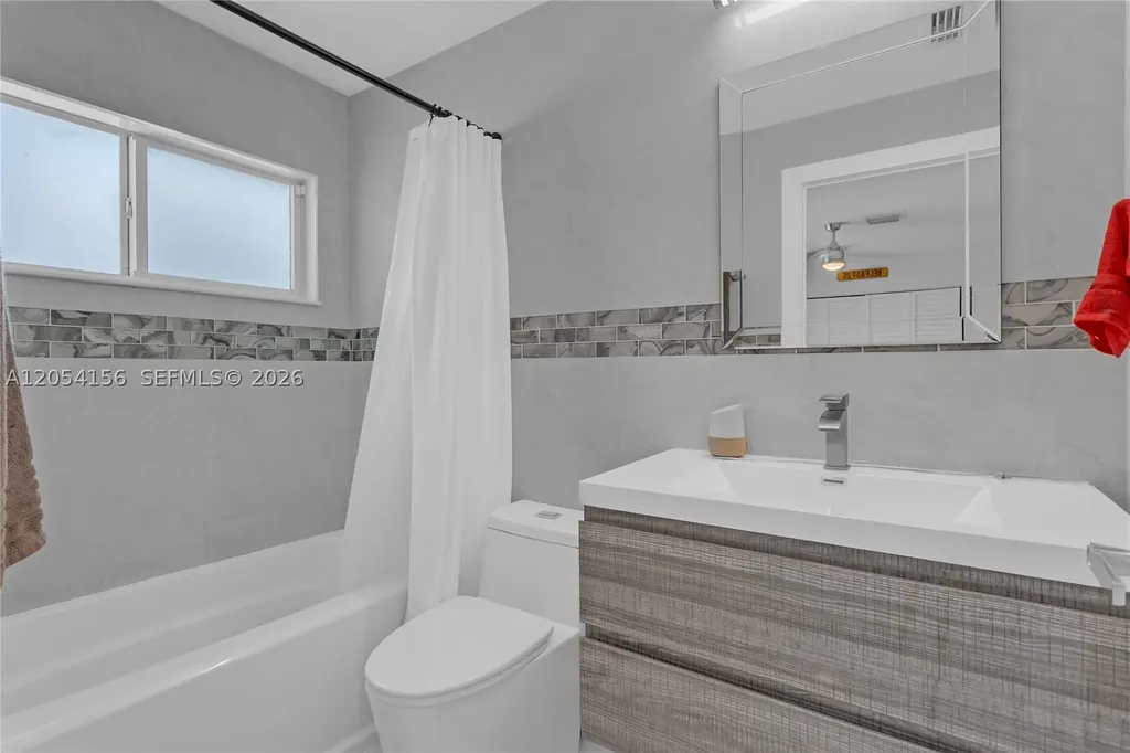 2920 NE 55th Place Fort Lauderdale FL 33308
