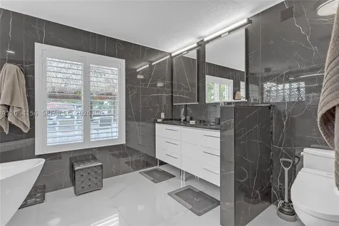 2920 NE 55th Place Fort Lauderdale FL 33308
