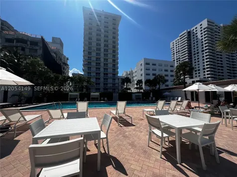 2457 Collins Avenue Miami Beach FL 33140