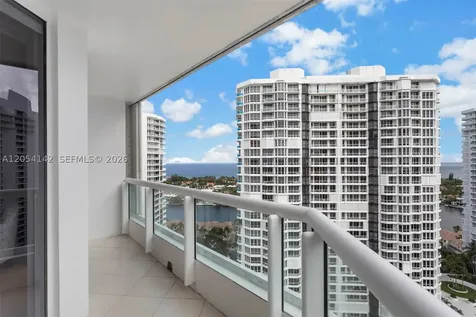 21205 Yacht Club Drive Aventura FL 33180