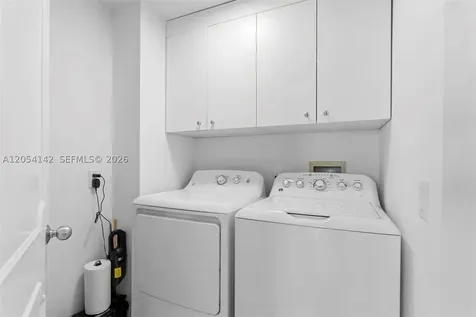 21205 Yacht Club Drive Aventura FL 33180