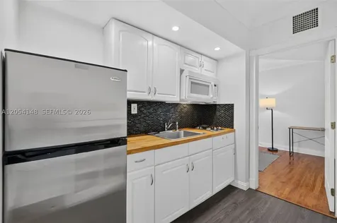 1555 Pennsylvania Avenue Miami Beach FL 33139