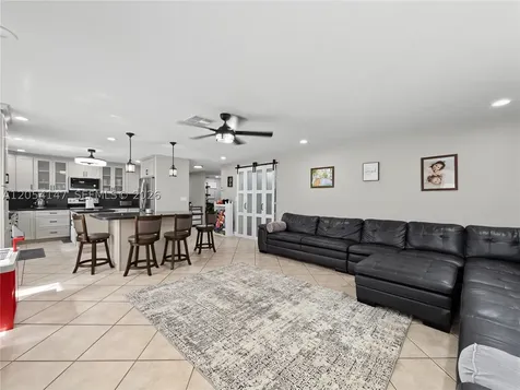 225 NW 21st Street Homestead FL 33030