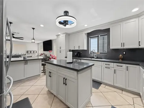 225 NW 21st Street Homestead FL 33030