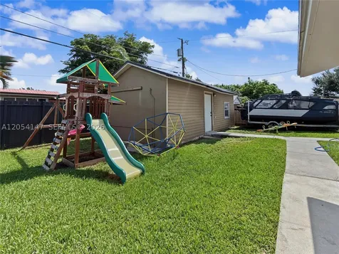 225 NW 21st Street Homestead FL 33030