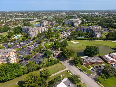 1200 Saint Charles Place Pembroke Pines FL 33026