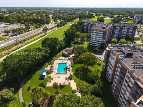 1200 Saint Charles Place Pembroke Pines FL 33026