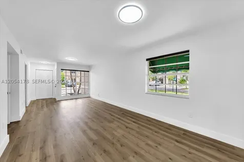 12370 SW 52nd Street Cooper City FL 33330