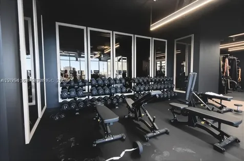 20 NE 11th Street Miami FL 33132