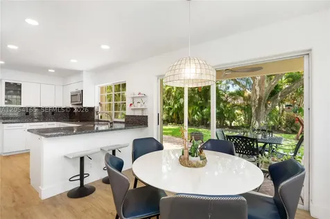 524 Water Point Weston FL 33326