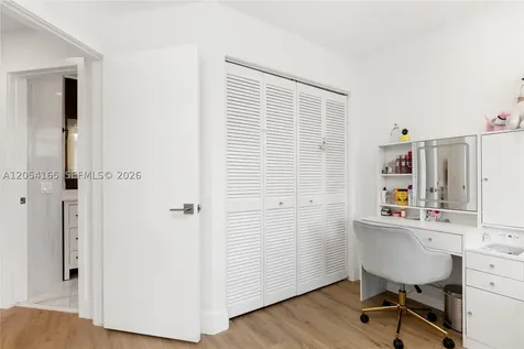 524 Water Point Weston FL 33326
