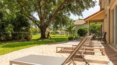 524 Water Point Weston FL 33326
