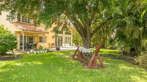 524 Water Point Weston FL 33326