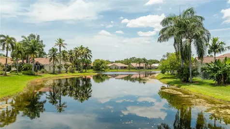524 Water Point Weston FL 33326