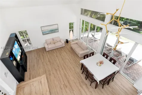 524 Water Point Weston FL 33326